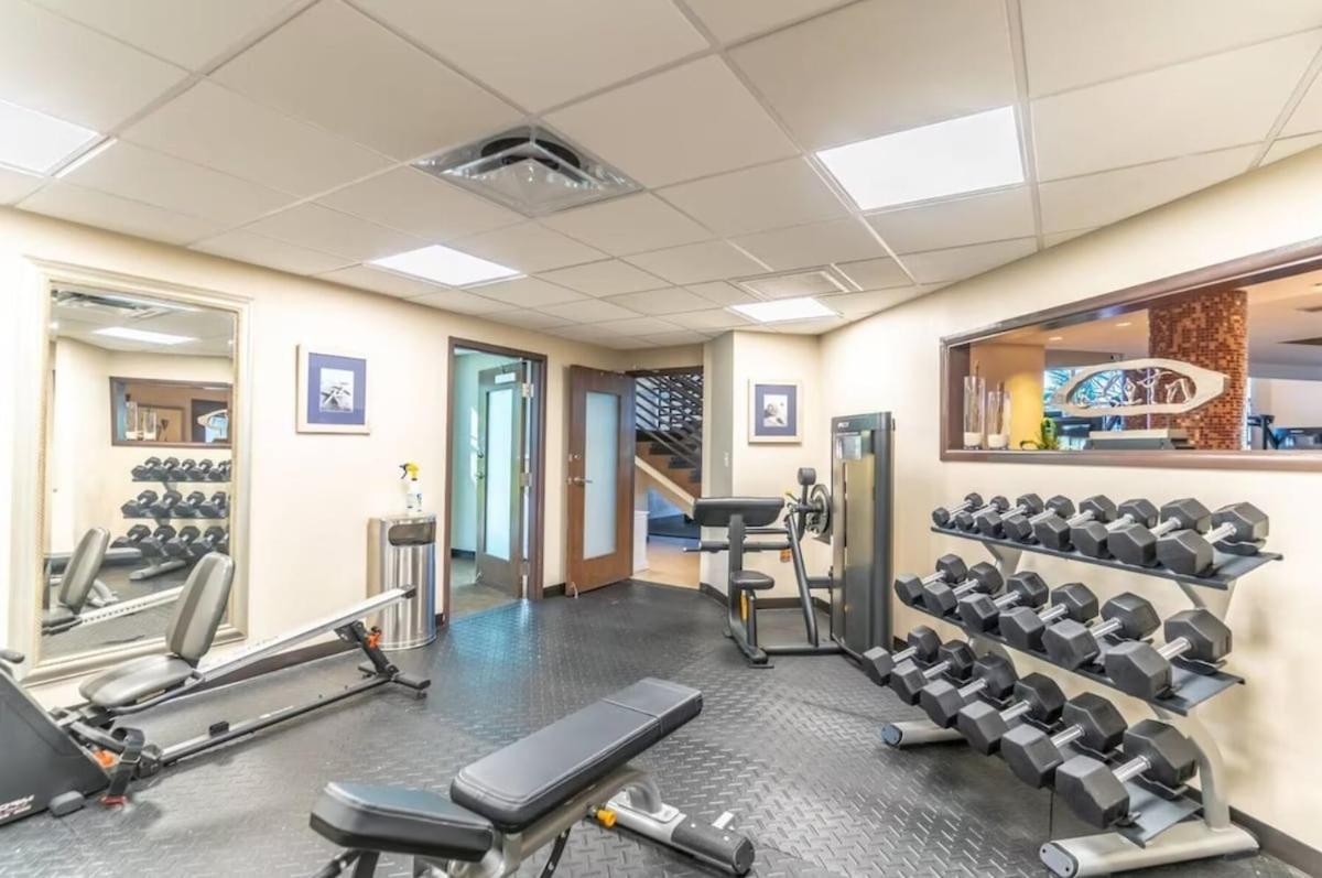 Beautiful New Luxury Townhome With Private Beach And Swimming Pools Ruskin Exterior foto